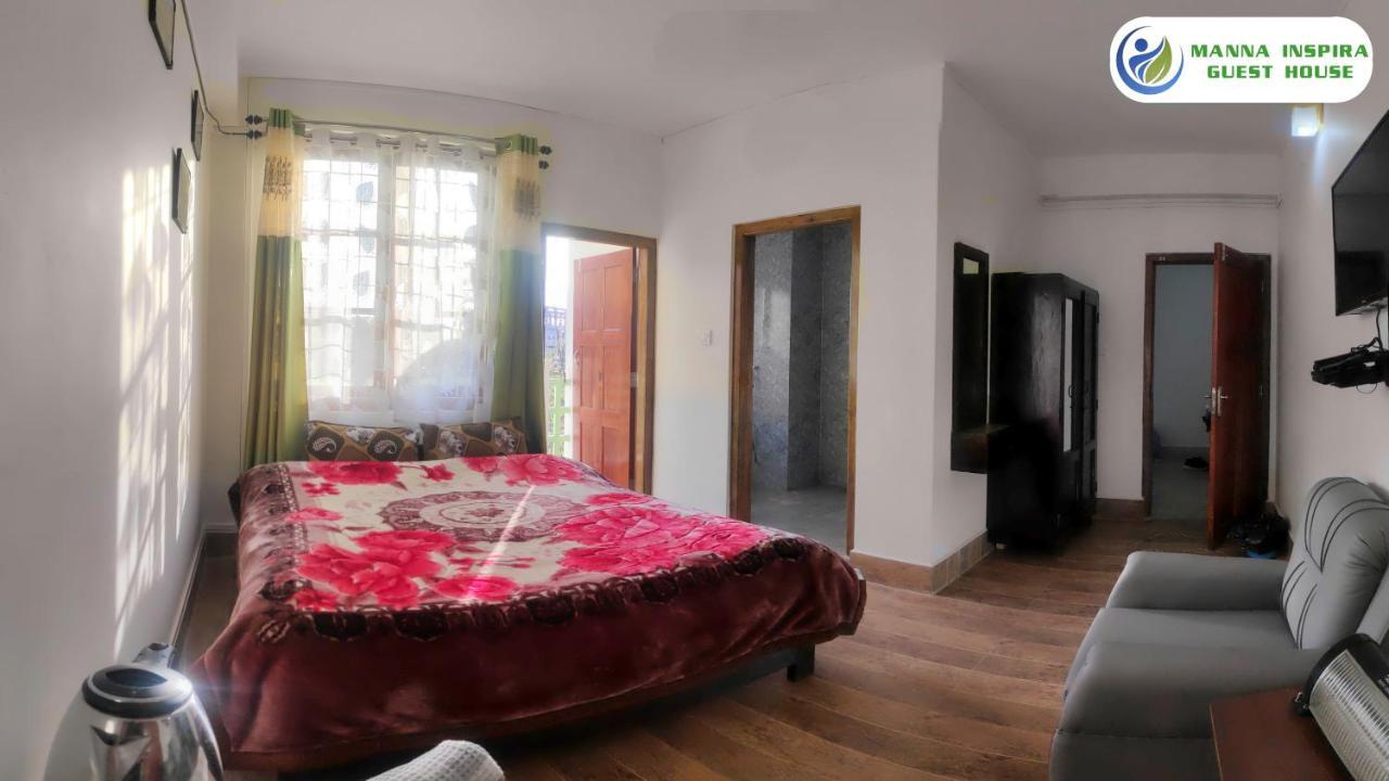 Manna Inspira Hotel Шилонг Екстериор снимка